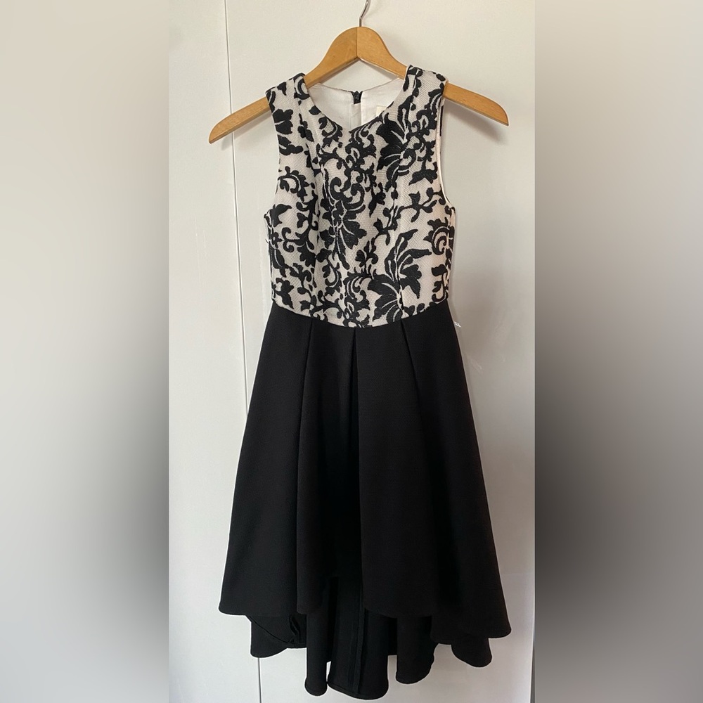 Chic Black and White Kids Formal Dress